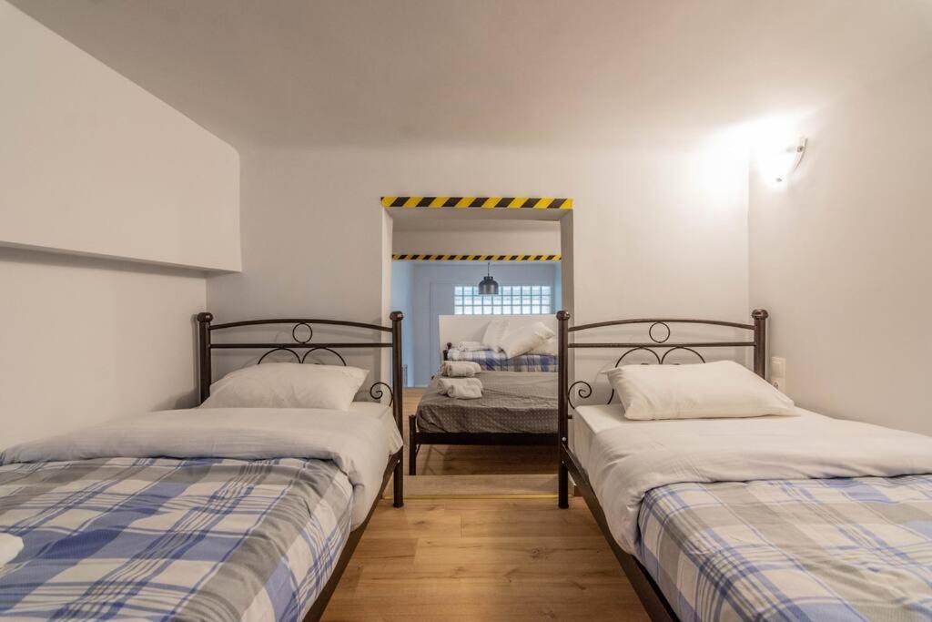 Apartamento Bourgogne Atenas Exterior foto