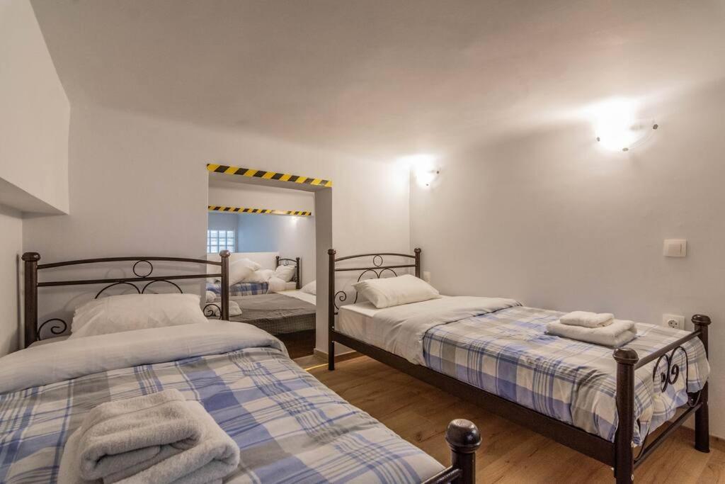 Apartamento Bourgogne Atenas Exterior foto